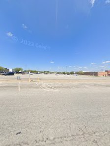 The Shoppes at North Village photo 4