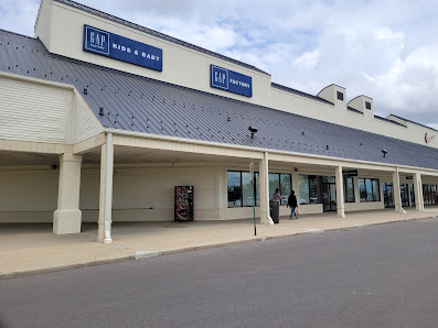 Indiana Premium Outlets photo 1