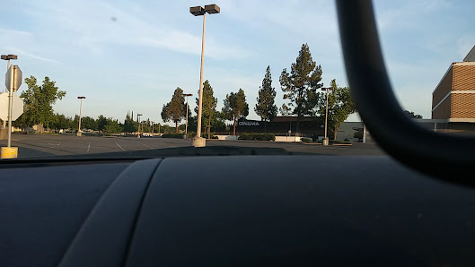 Country Club Plaza photo 3