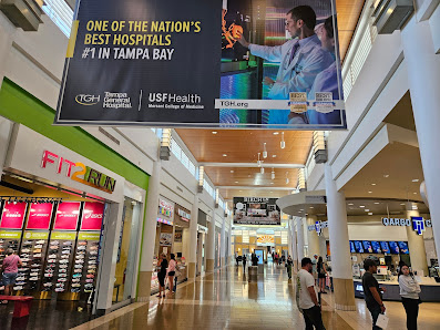 International Plaza and Bay Street photo 4