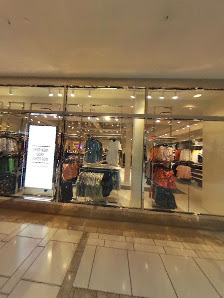 International Plaza and Bay Street photo 7