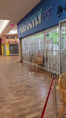 Sherwood Forest Mall photo 3