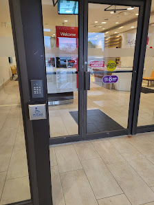 Victoria Van Horne Plaza photo 4