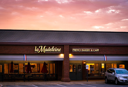 Kingsgate Center South photo 1