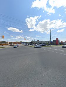 Whitby Mall photo 6
