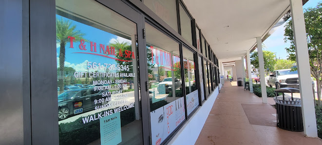 Riverwalk Plaza photo 1