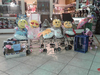 LA Street Mall photo 1