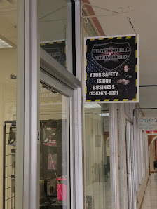 Petite Mall photo 2