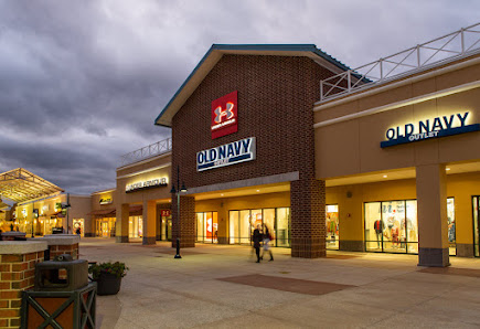 Philadelphia Premium Outlets photo 6
