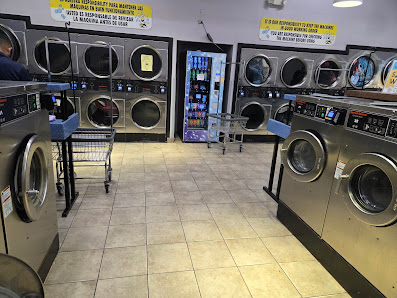 Rivergate Plaza photo 2