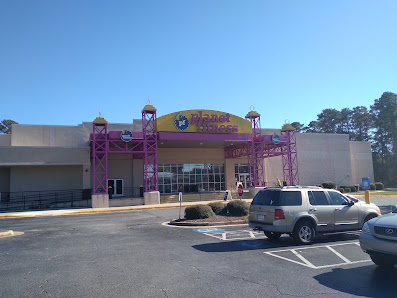 Riverbend Shopping Center photo 1