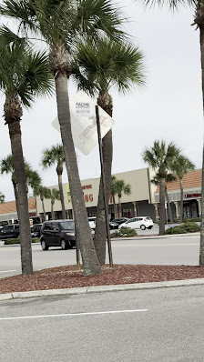 Britton Plaza photo 2