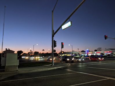 Torrance Plaza photo 1