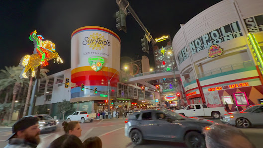 Neonopolis photo 2