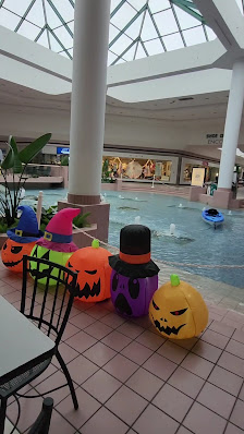 Wilton Mall photo 3