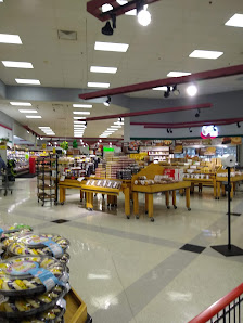 Erskine Plaza photo 2