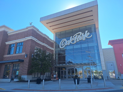 Oak Park Plaza photo 1