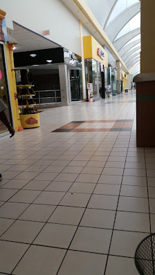 Mall at 163rd Street photo 4