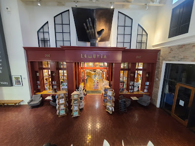 Banner Hall photo 2