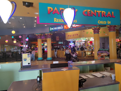 Valley Plaza photo 4