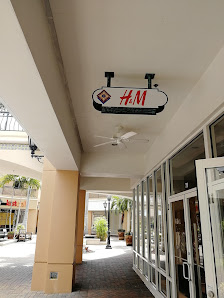 Miromar Outlets photo 4