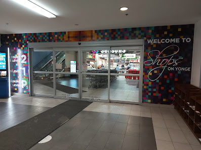 Shops on Yonge photo 1