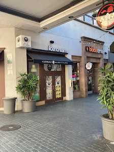 Glendale Marketplace photo 5