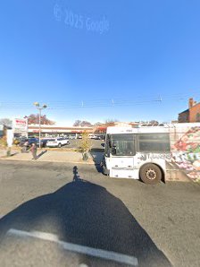 Bloomfield Avenue Plaza photo 4