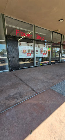 Manchester Plaza photo 3