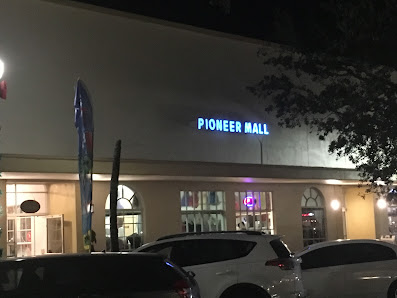 PIONEER MALL photo 4