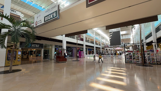 Plymouth Meeting Mall photo 2