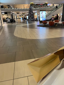 Del Amo Fashion Center Curbside Zone 1 photo 2