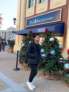 McArthurGlen Designer Outlet Vancouver Airport photo 3