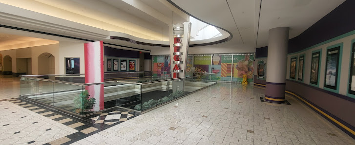 MacArthur Center photo 2