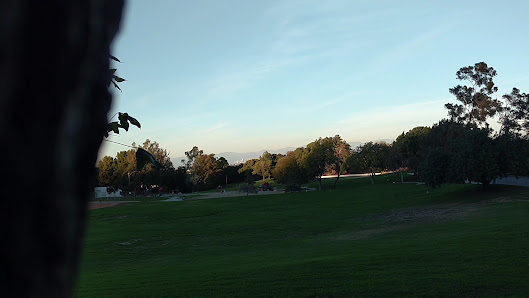 Stonegate Plaza Simi Valley Shopping Center photo 3