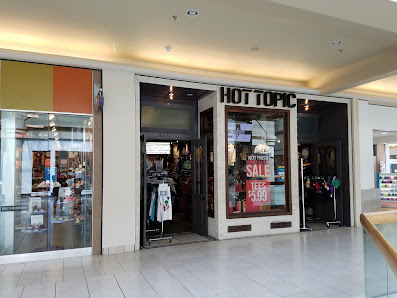 Freehold Mall photo 4
