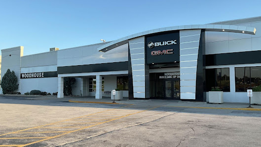 Plaza Buick GMC photo 6