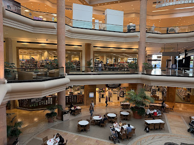 Fashion Island photo 2