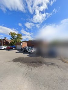 West Brant Plaza photo 4