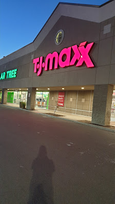 Niagara Consumer Square photo 1