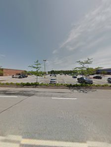 Riverway Plaza photo 4