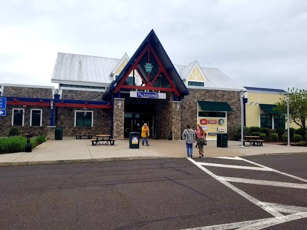 American Plaza Shopping Center in Allentown, PA