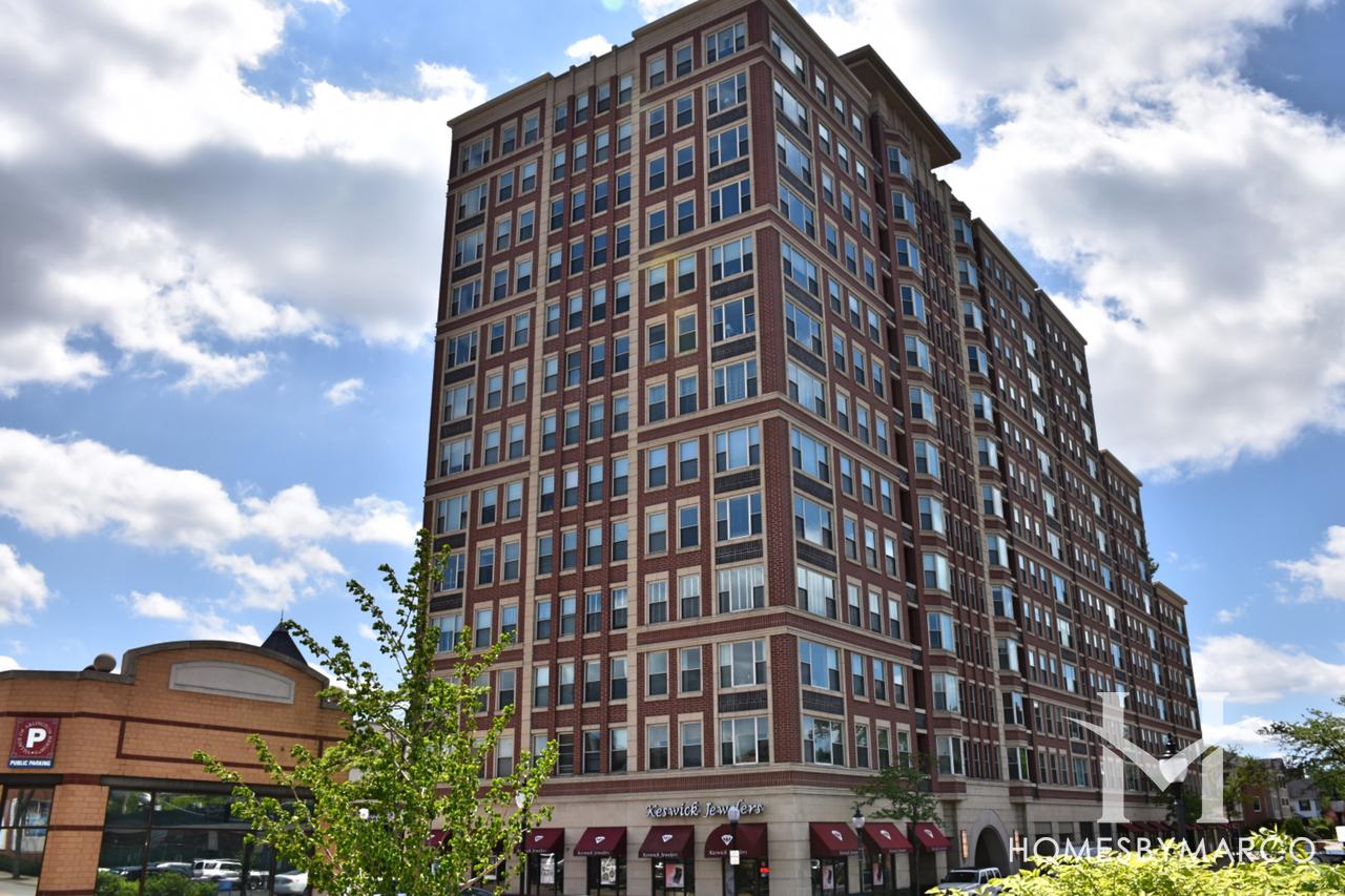 Arlington Town Square in Arlington Heights, IL