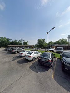 Tower Hill Plaza photo 3