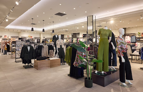 St. Laurent Shopping Centre photo 6