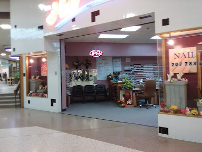 Auburn Mall photo 2
