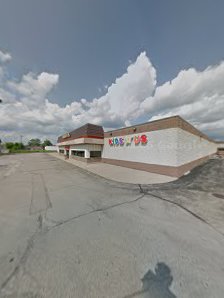 Teal Plaza photo 3
