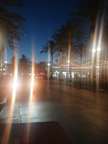 Riverside Plaza photo 2