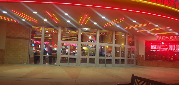 Riverside Plaza photo 4