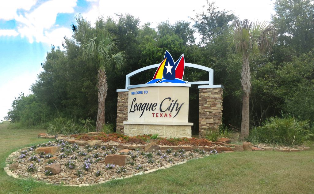 Bay Colony Town Center in League City, TX